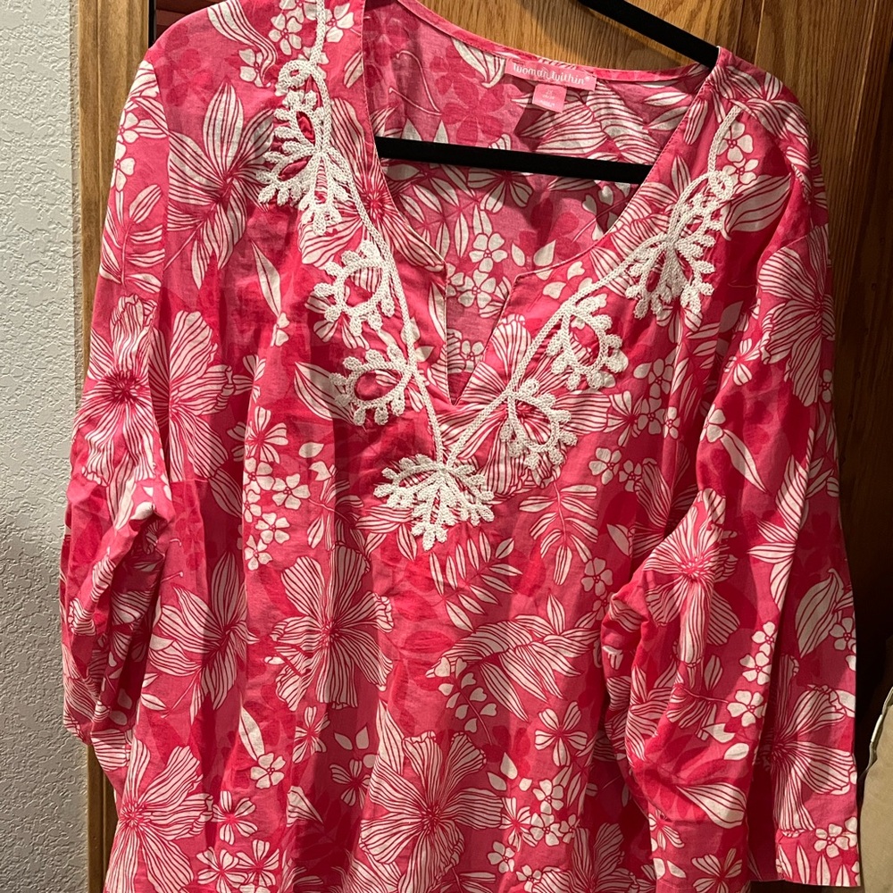Woman’s long tunic